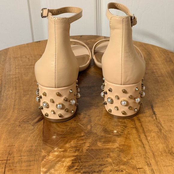 Steve Madden Nude Sandals - Picture 3 of 4